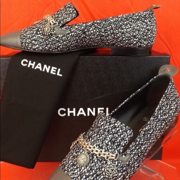 CHANEL Shoes - Chanel charm loafer